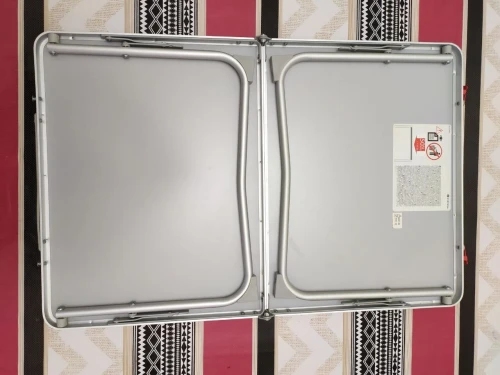 Table Decathlon pour Randonnée et autres
