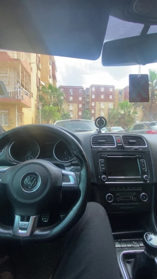 Volkswagen Golf 6 2011 R line quite gtd