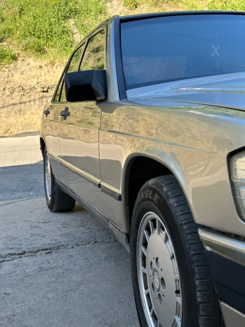 Mercedes 190D 1986 