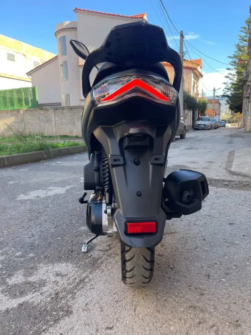 Sym St 200 
