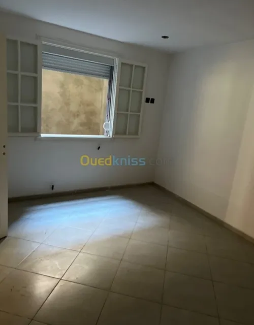 Vente Appartement F4 Jijel Jijel