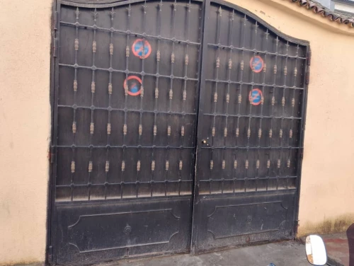 Porte blindée