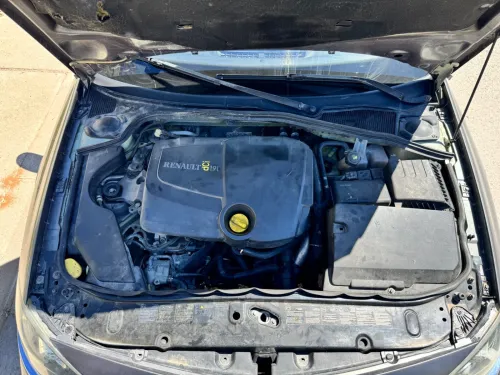Renault Laguna 2 v2 2002 Initiale paris
