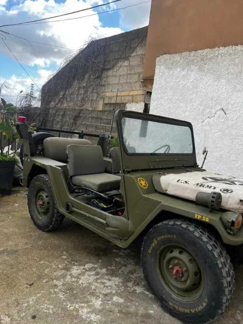 Jeep Willys 1977 