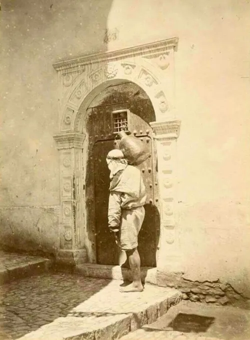 The Threshold of the Casbah عتبة القصبة