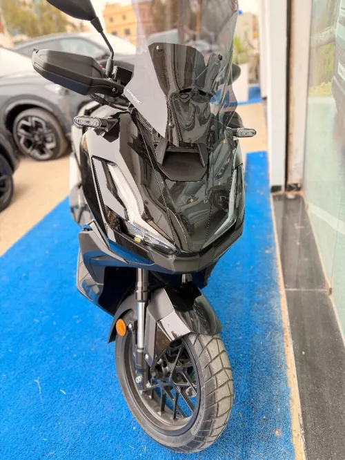 Honda Adv 2025 