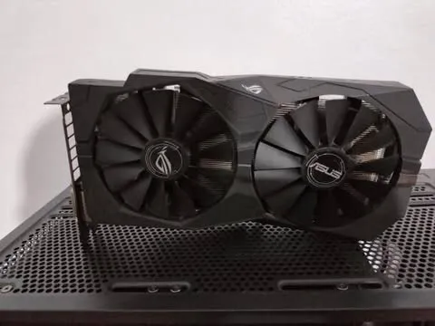 GTX 1050 ASUS ROG  Idéale pour PC Gamer Budget