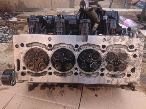 Culasse 2.2 land rover freelander 2.2