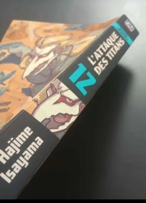 Tome 012 : L'Attaque des Titans Edition Colossale T012