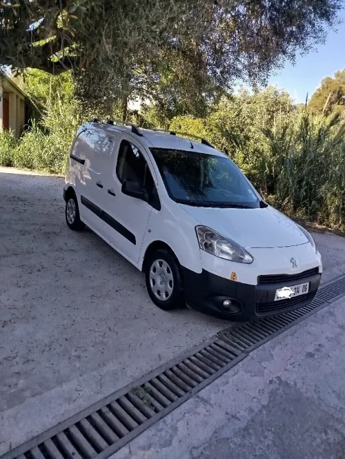 Peugeot Partner 2014 B9