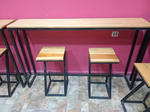 Table fastfood 