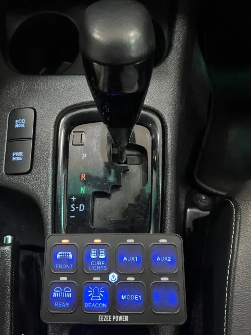 Toyota Hilux 2025 Invincible