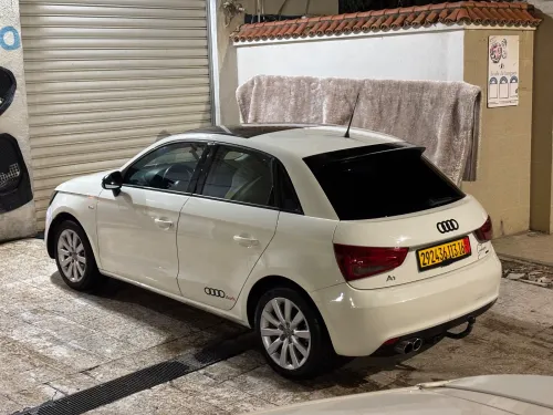 Audi A1 2013 A1