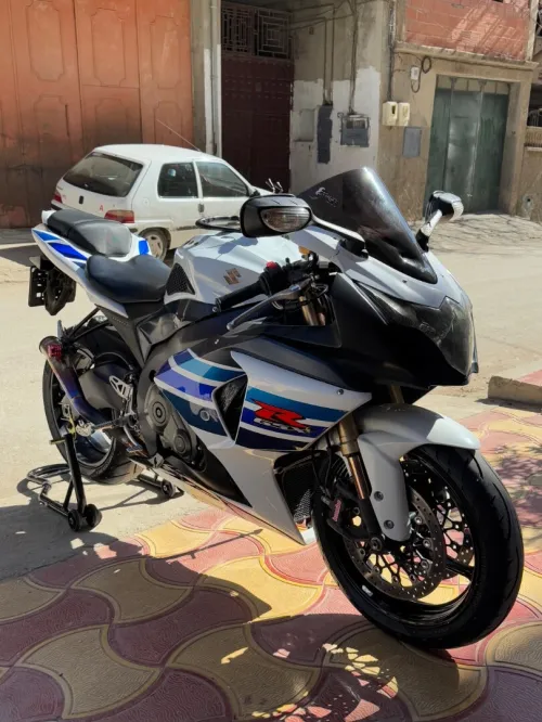 Suzuki Suzuki k11 2011
