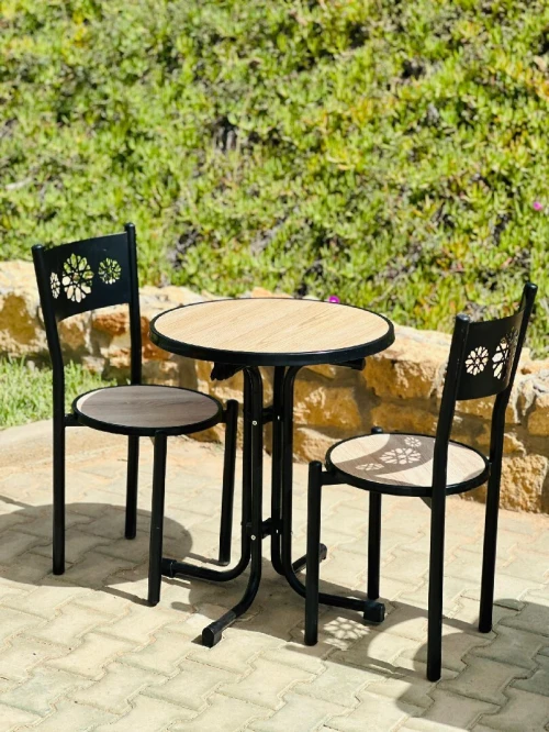Table maison jardin café restaurant hôtel