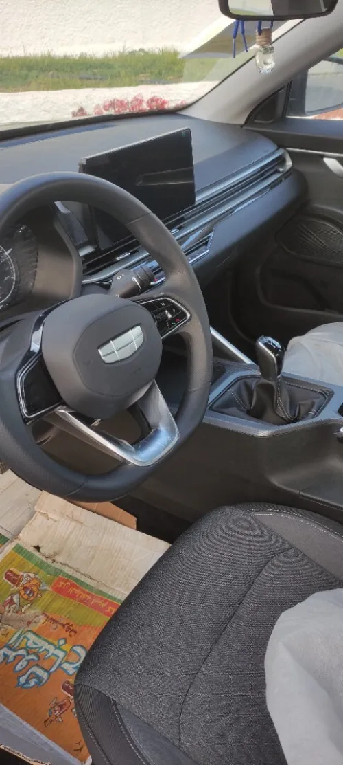 Geely Emgrand 2025 