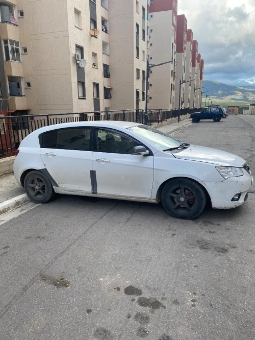 Geely Emergrand 2015 Ec718-RV