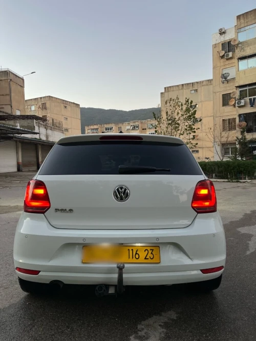 Volkswagen Polo 2016 La Carat