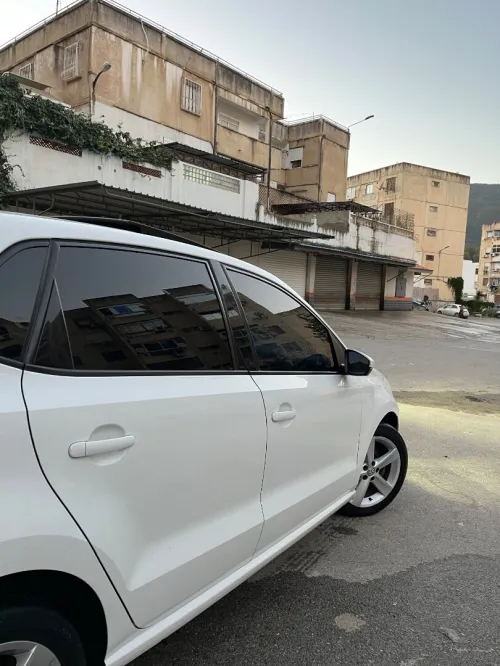 Volkswagen Polo 2016 La Carat