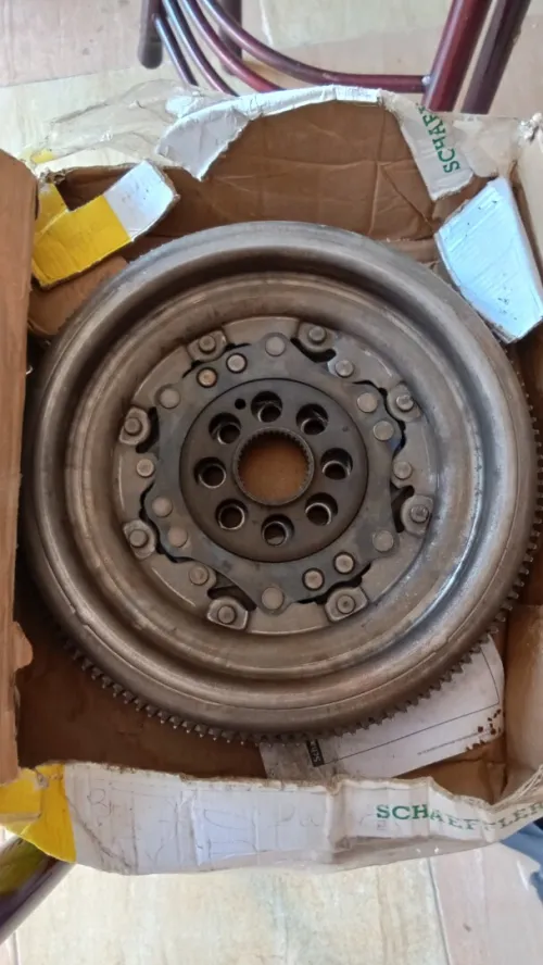 Débrayable boîte auto