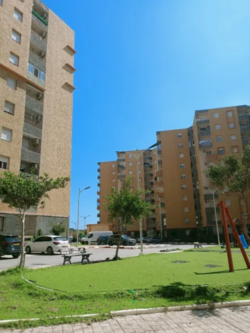 Location Appartement F4 Alger Bordj el bahri