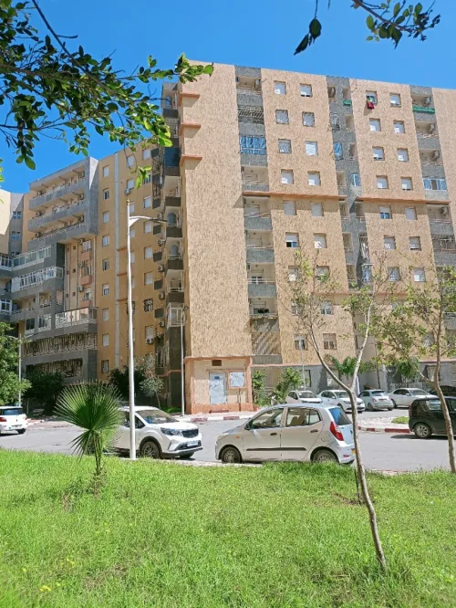 Location Appartement F4 Alger Bordj el bahri