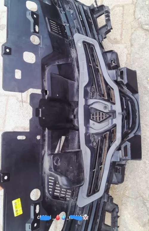 Calandre clio 4