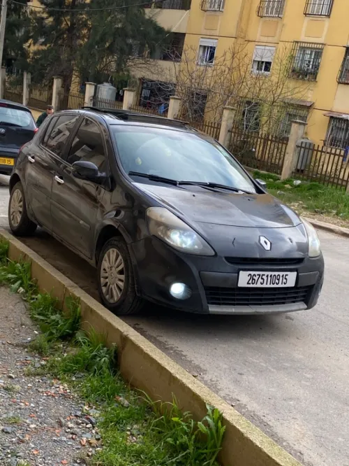 Renault Clio 3 2009 Night and day