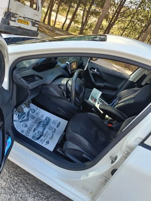 Peugeot 208 2014 208