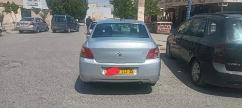 Peugeot 301 2013 Allure