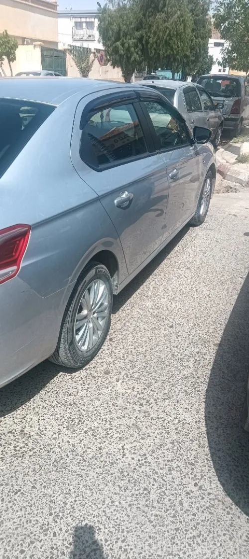 Peugeot 301 2013 Allure