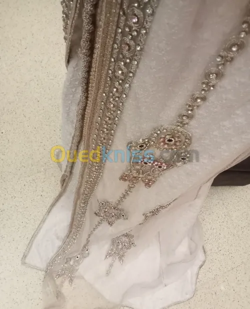 liquidation caftan marocain