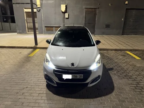Peugeot 208 2016 208