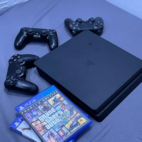 Ps4 slim