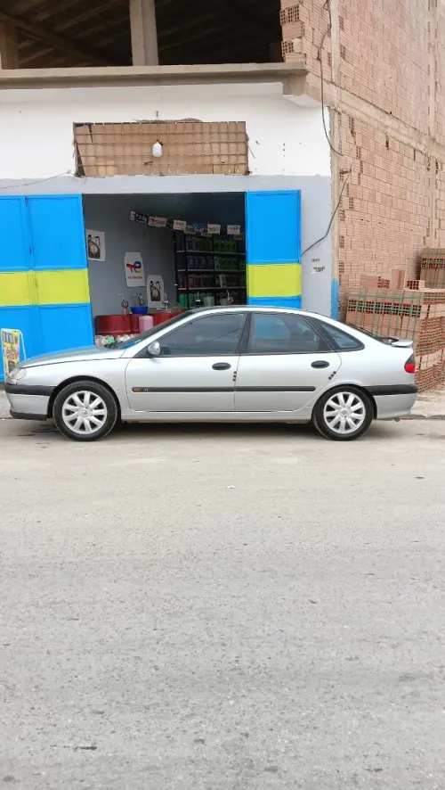 Renault Laguna 1 1995 Laguna 1