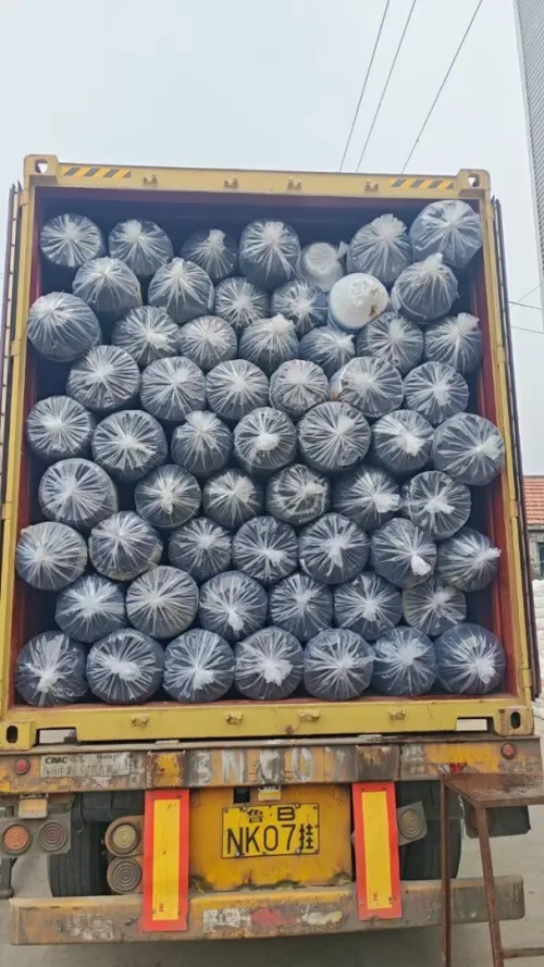 شبكة بلاستيكية لحماية الأشجار من البرد