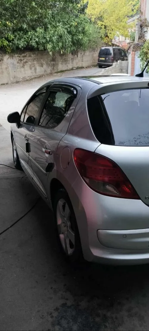 Peugeot 207 2010 207