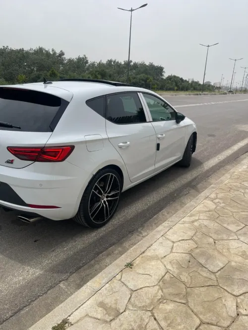 Cupra  Leon 2019 