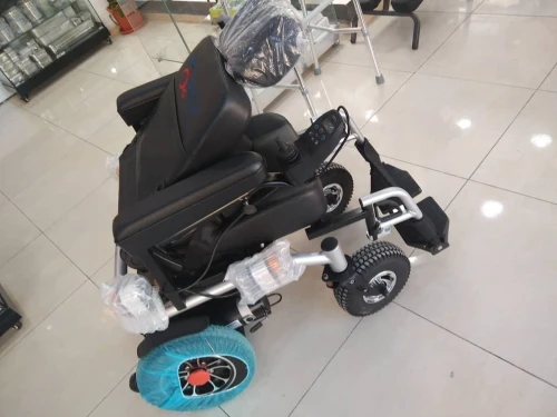 Fauteuil roulant électrique LUXE. كرسي متحرك