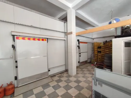 Mise en vente de 3 chambres froides