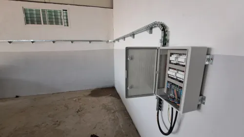 Installations électriques et maintenance Électrique Et Cablage Armoire Électrique