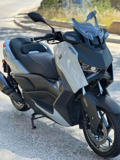 Yamaha Xmax Tech max plus 2025