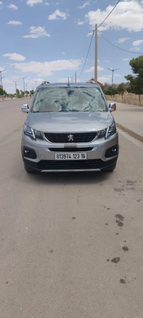 Peugeot Rifter 2023 Allure