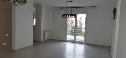 Location Appartement Niveau de villa F3 Alger Draria