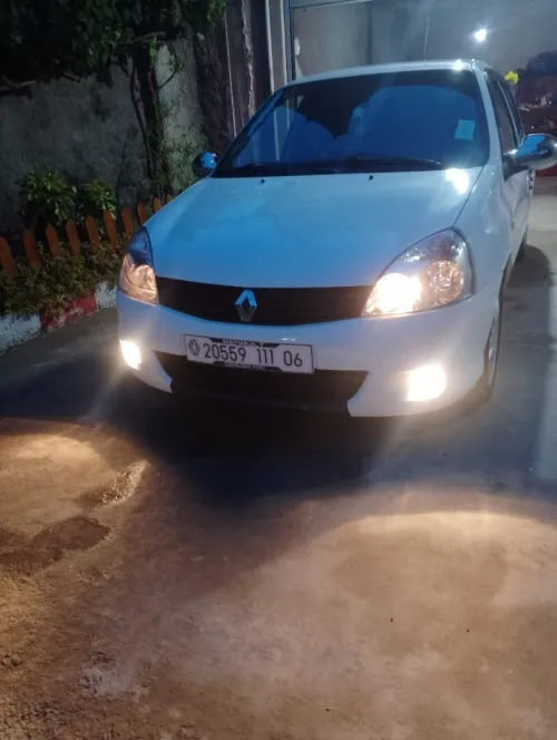 Renault Clio Campus 2011 Bay bay