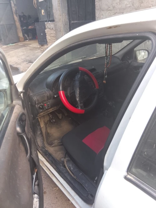 Opel Corsa 1998 B