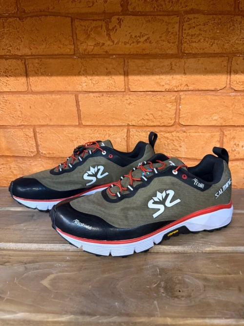 Salming hydro trail original running waterproof     Pointure 41 تلبس وحدك وتتمتع حبة فاالمفقود