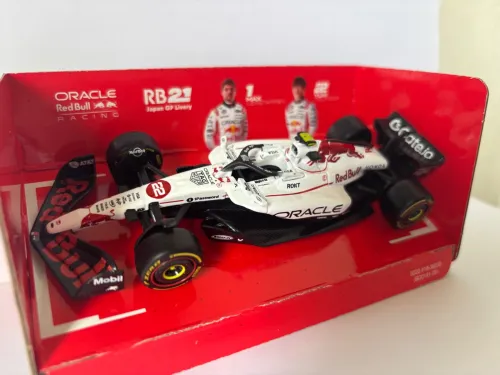 Miniature F1 1/43