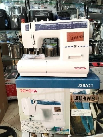 Machine À Coudre Toyota Jeans Jsba121