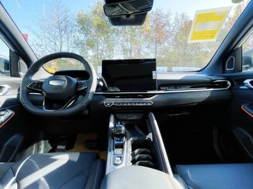 Geely Coolray 2026 